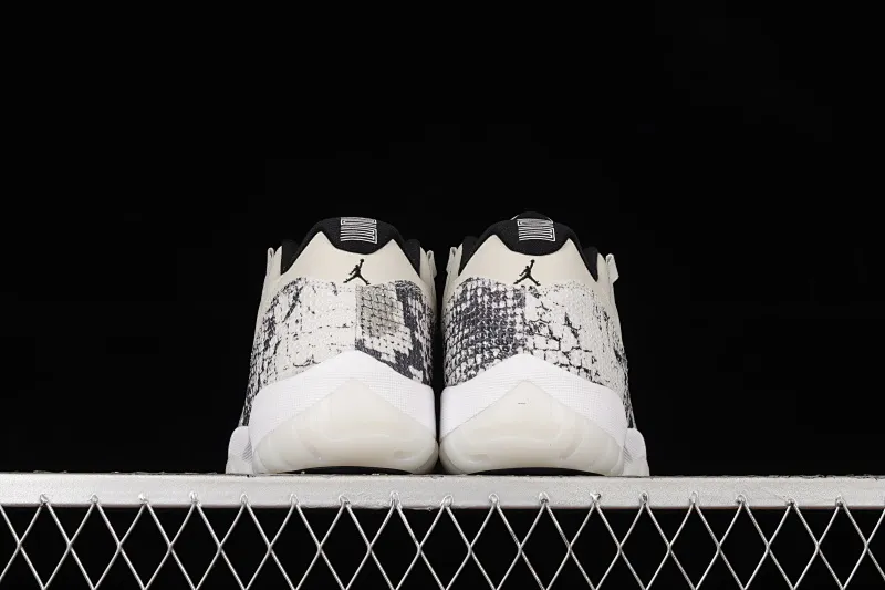 All categories Air Jordan Jordan series basketball shoes Air Jordan 11 F version Air Jordan 11 Low SE "Snakeskin" AJ11 Joe 11 white snake pattern first layer genuine carbon CD6846-002